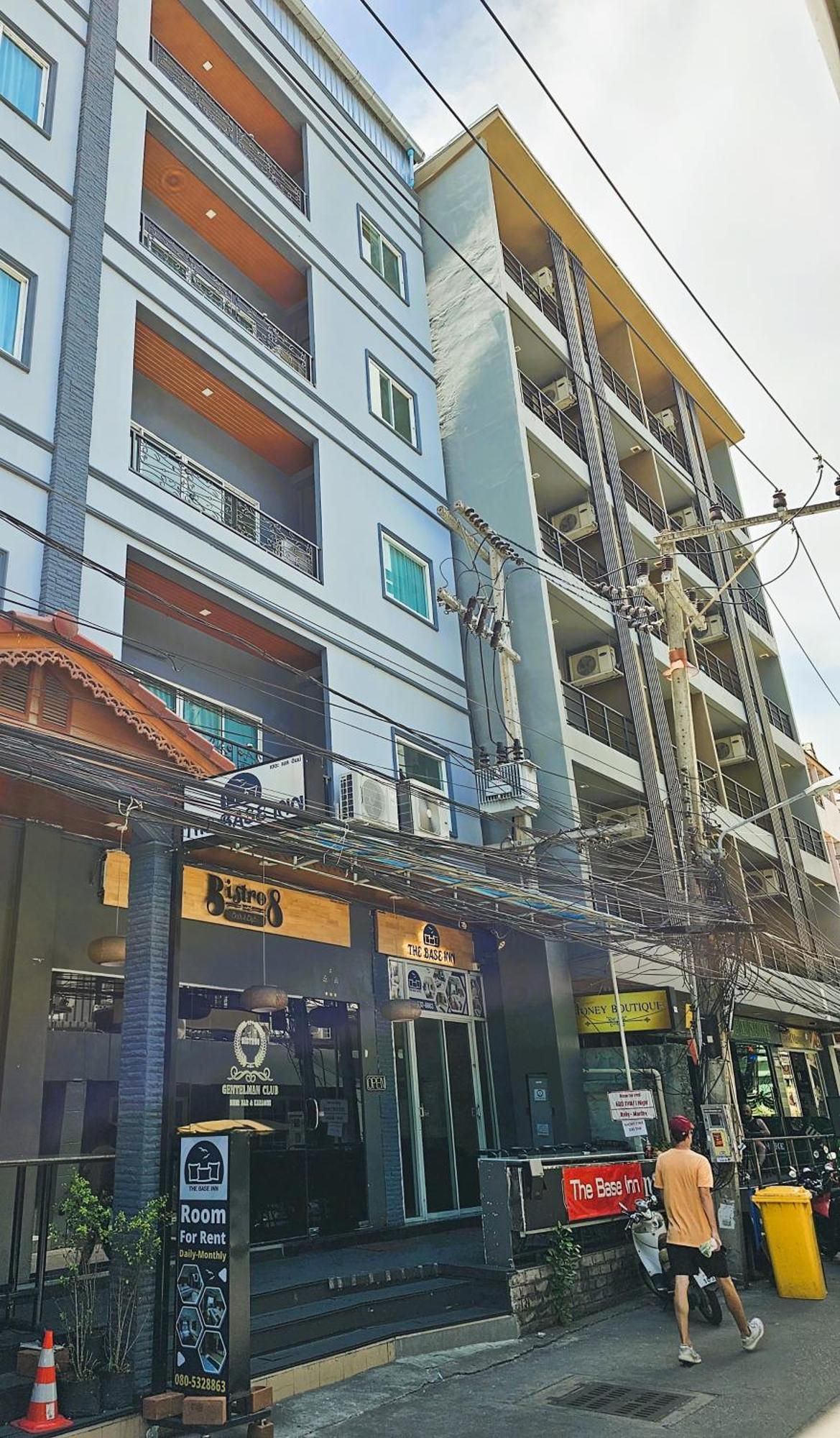 The Base Inn Pattaya Exterior foto